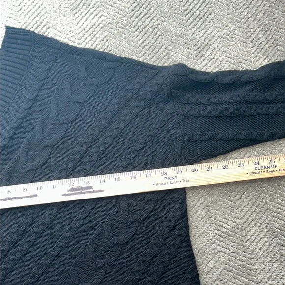 L'AGENCE Zoey Cable Knit Merino Wool one shoulder black sweater size Large - Picture 8 of 10